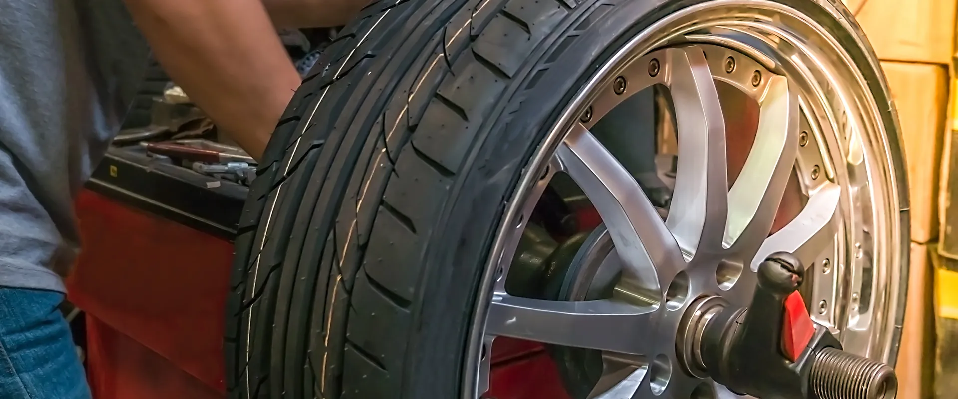 Folsom Boulevard Tire Shop near Sacramento, CA